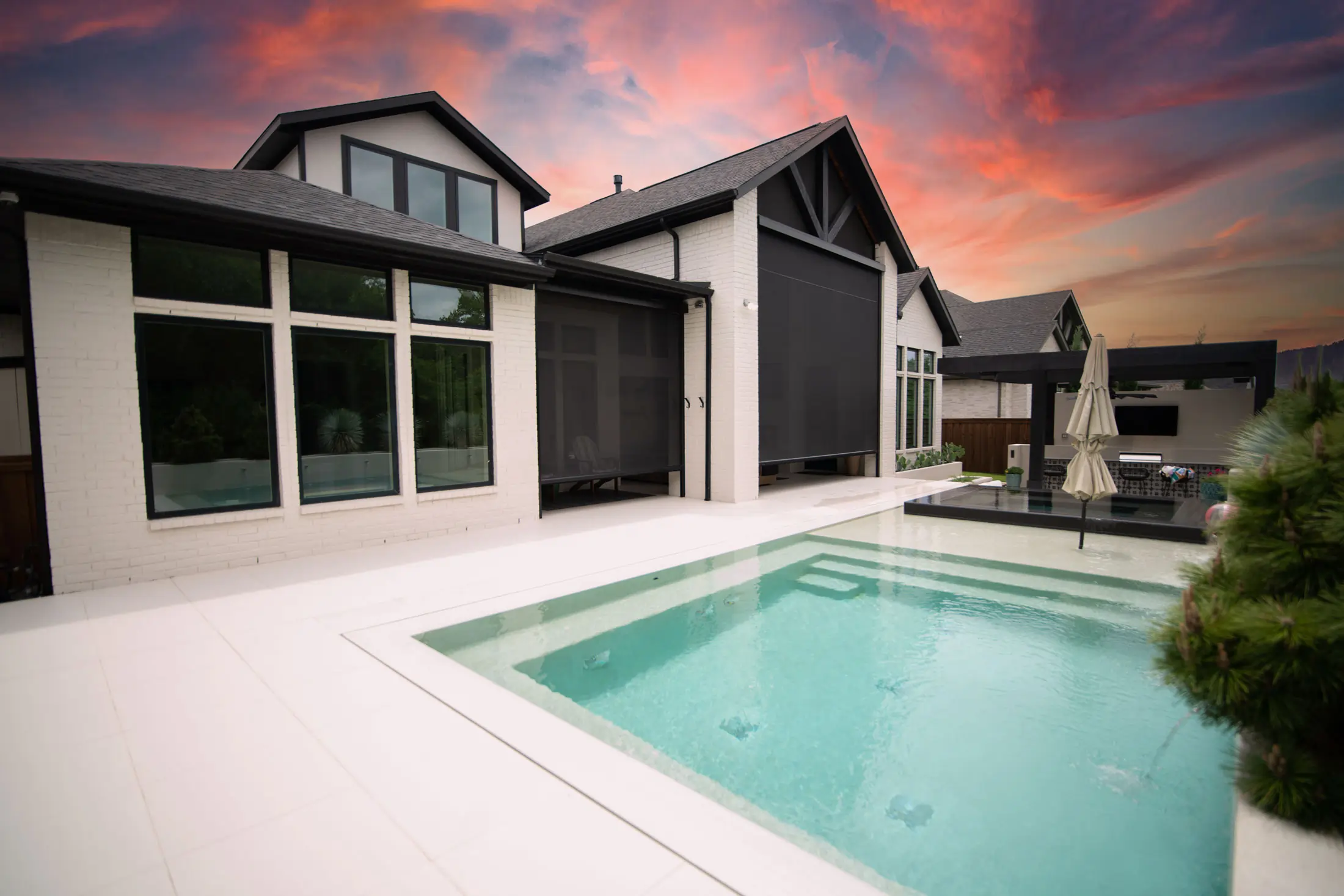 V-Track smart home controlled screens